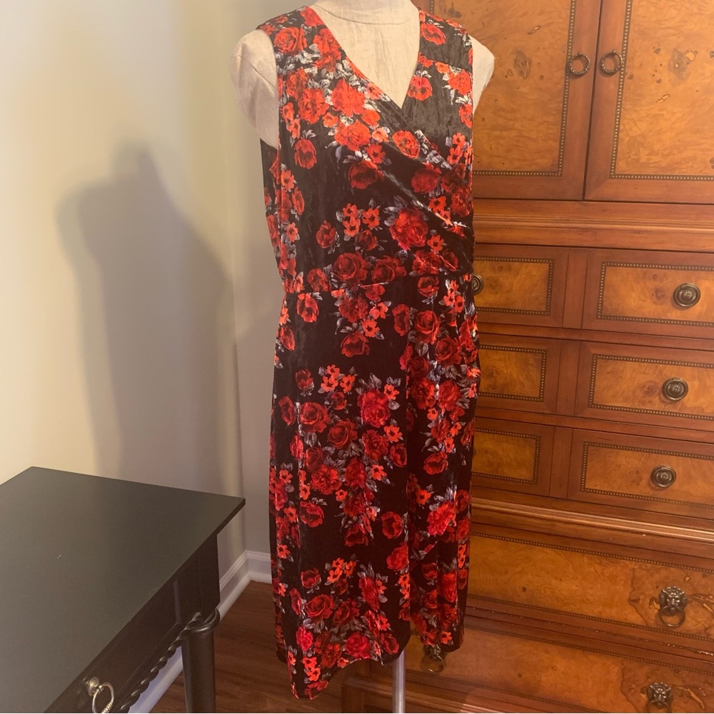 Crushed velvet, Occasion dress